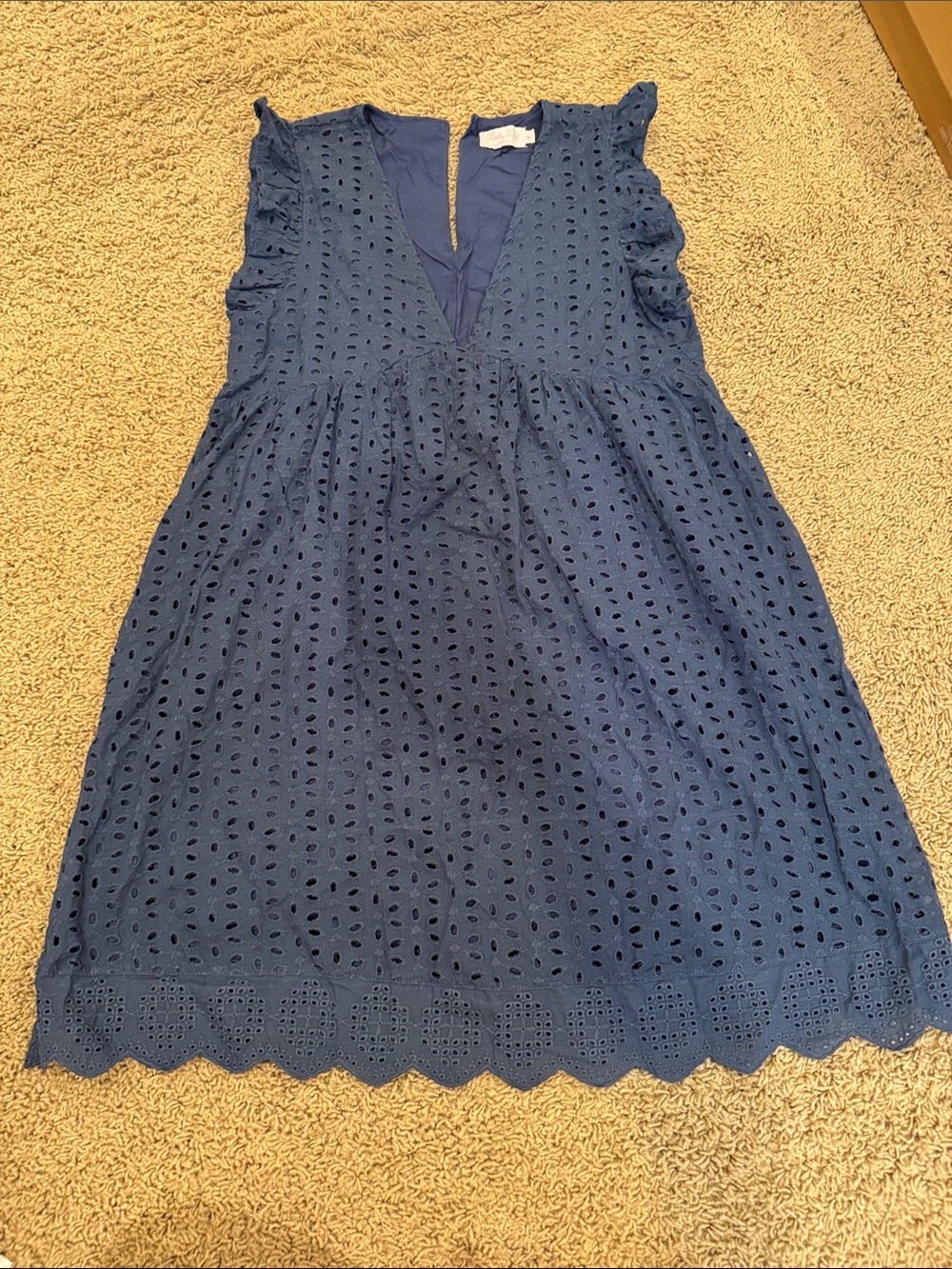 Pink Lily Navy Eyelet V-Neck Casual Dress